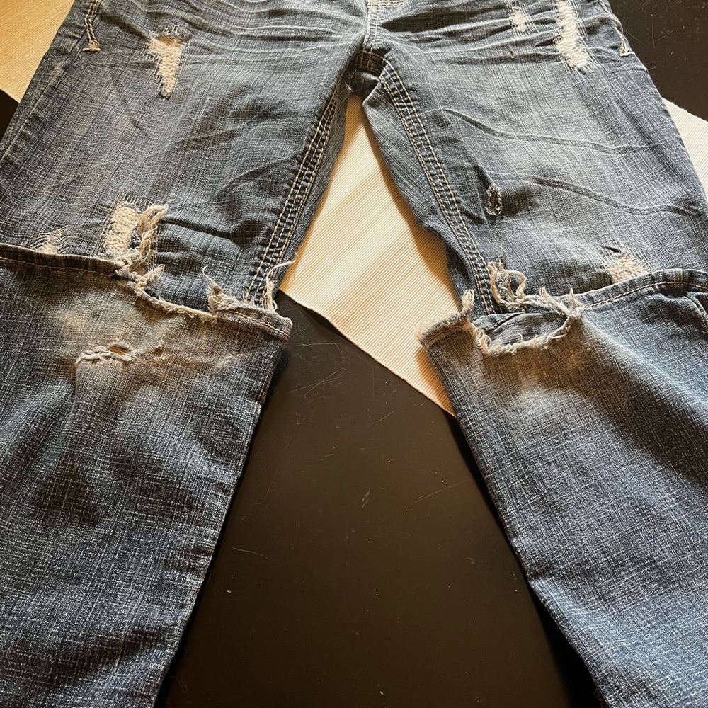 Distressed Hydraulic jeans Sz 9/10. - Picture 6 of 8